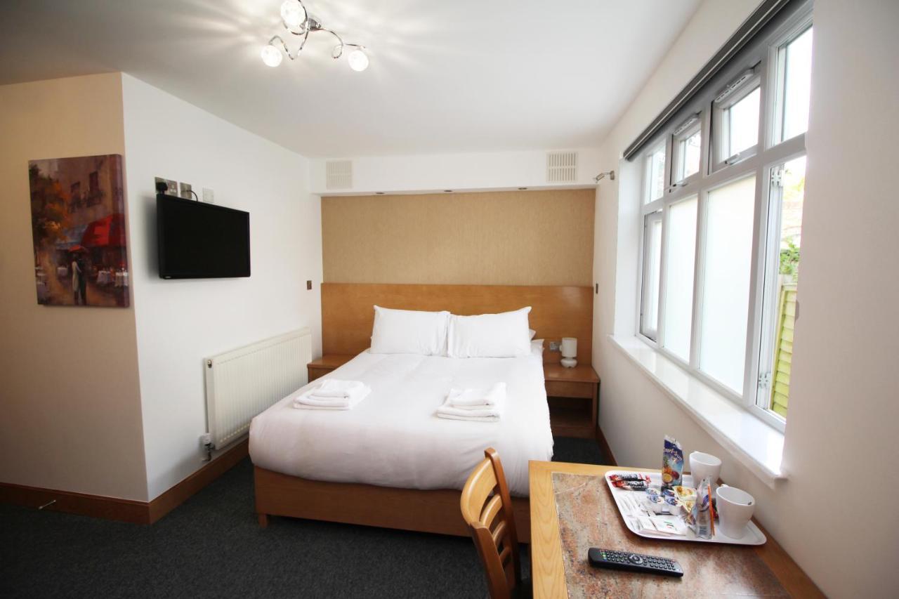 Flexistay Aparthotel Sutton Sutton  Esterno foto