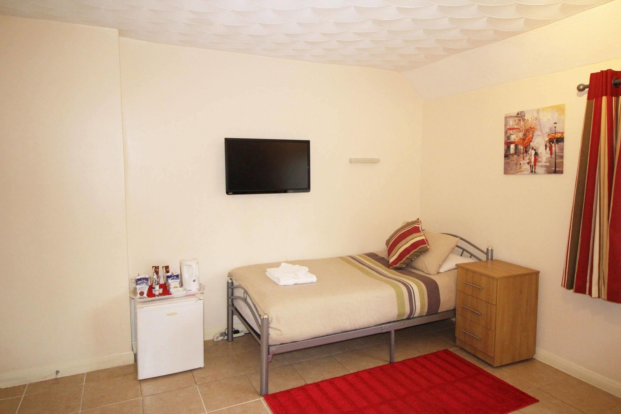 Flexistay Aparthotel Sutton Sutton  Esterno foto